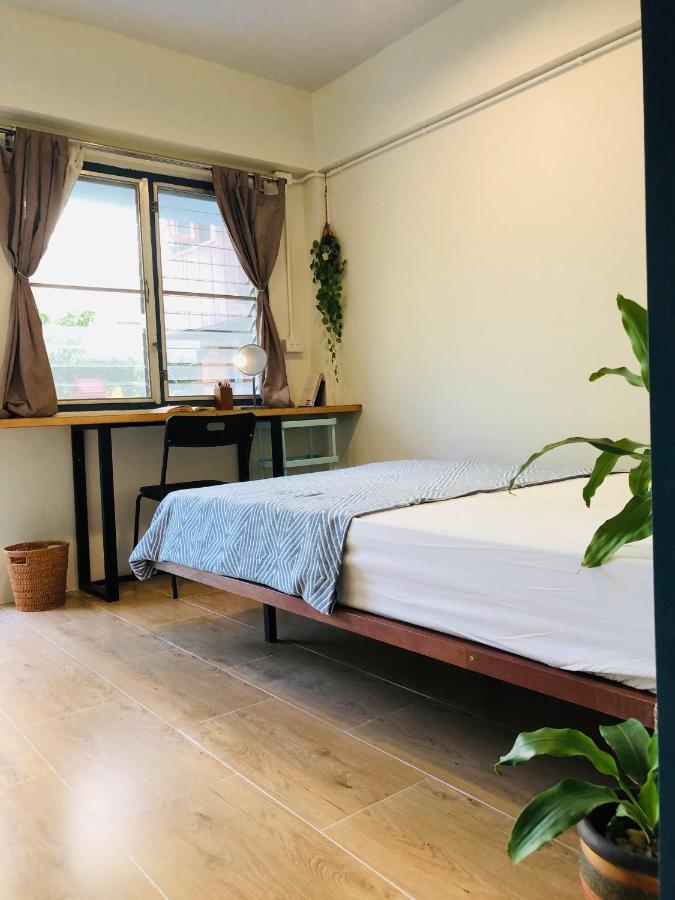 Number 4 Old Town Hostel Chiang Mai Exterior photo